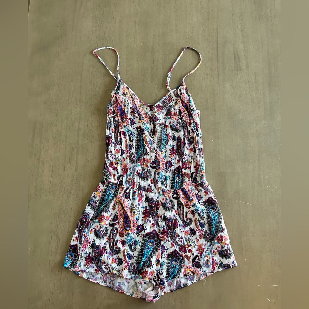 American Eagle paisley print, spaghetti strap romper, size small